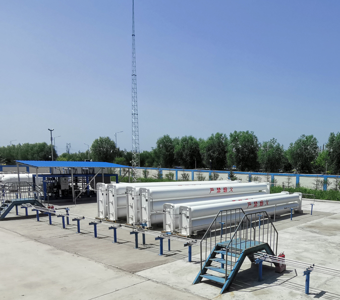 Hydrogen Fuel Cell Vehicle On-Site Hydrogen Generation and Refueling Station Equipment